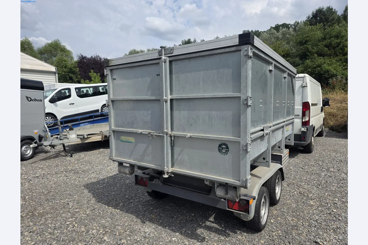 Trucks, Mobile Crushers, Loading Excavators, Mini Excavators-1
