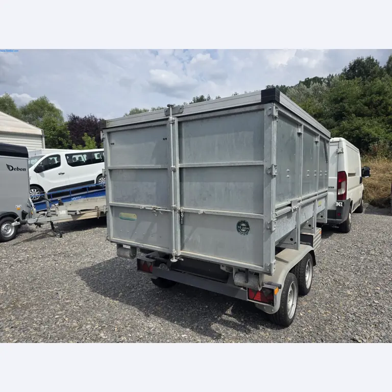 Trucks, Mobile Crushers, Loading Excavators, Mini Excavators-1