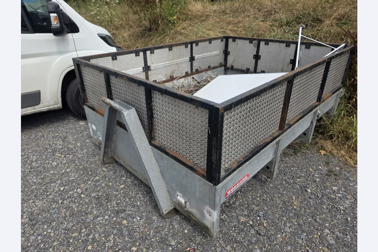 Trucks, Mobile Crushers, Loading Excavators, Mini Excavators-4
