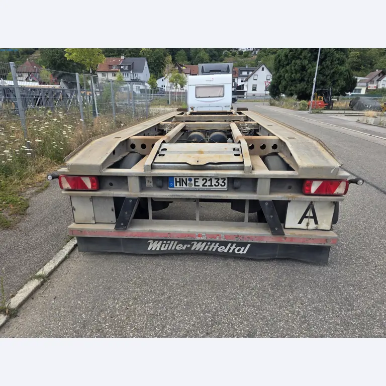 Trucks, Mobile Crushers, Loading Excavators, Mini Excavators-10