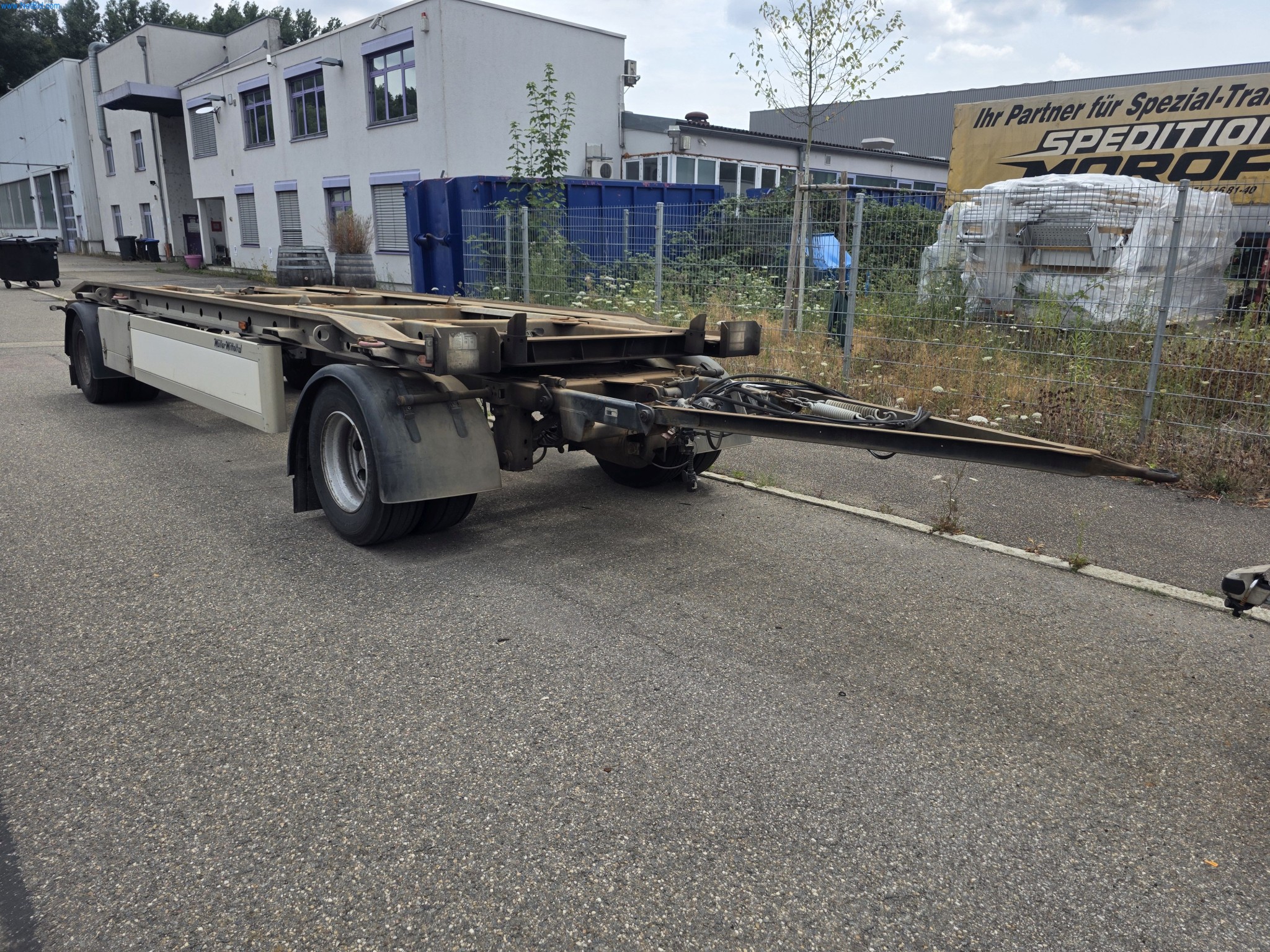 Trucks, Mobile Crushers, Loading Excavators, Mini Excavators-7