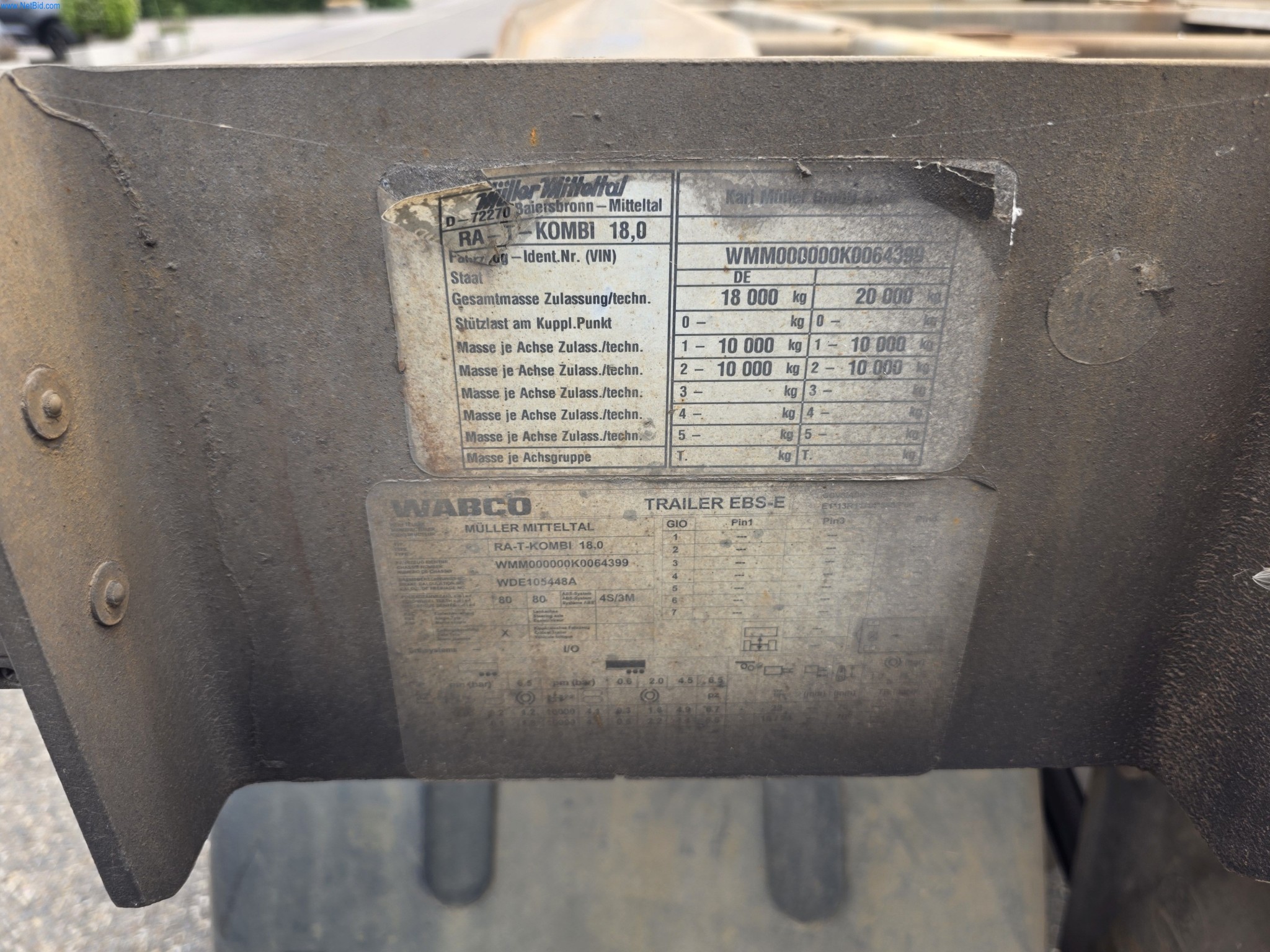 Trucks, Mobile Crushers, Loading Excavators, Mini Excavators-9