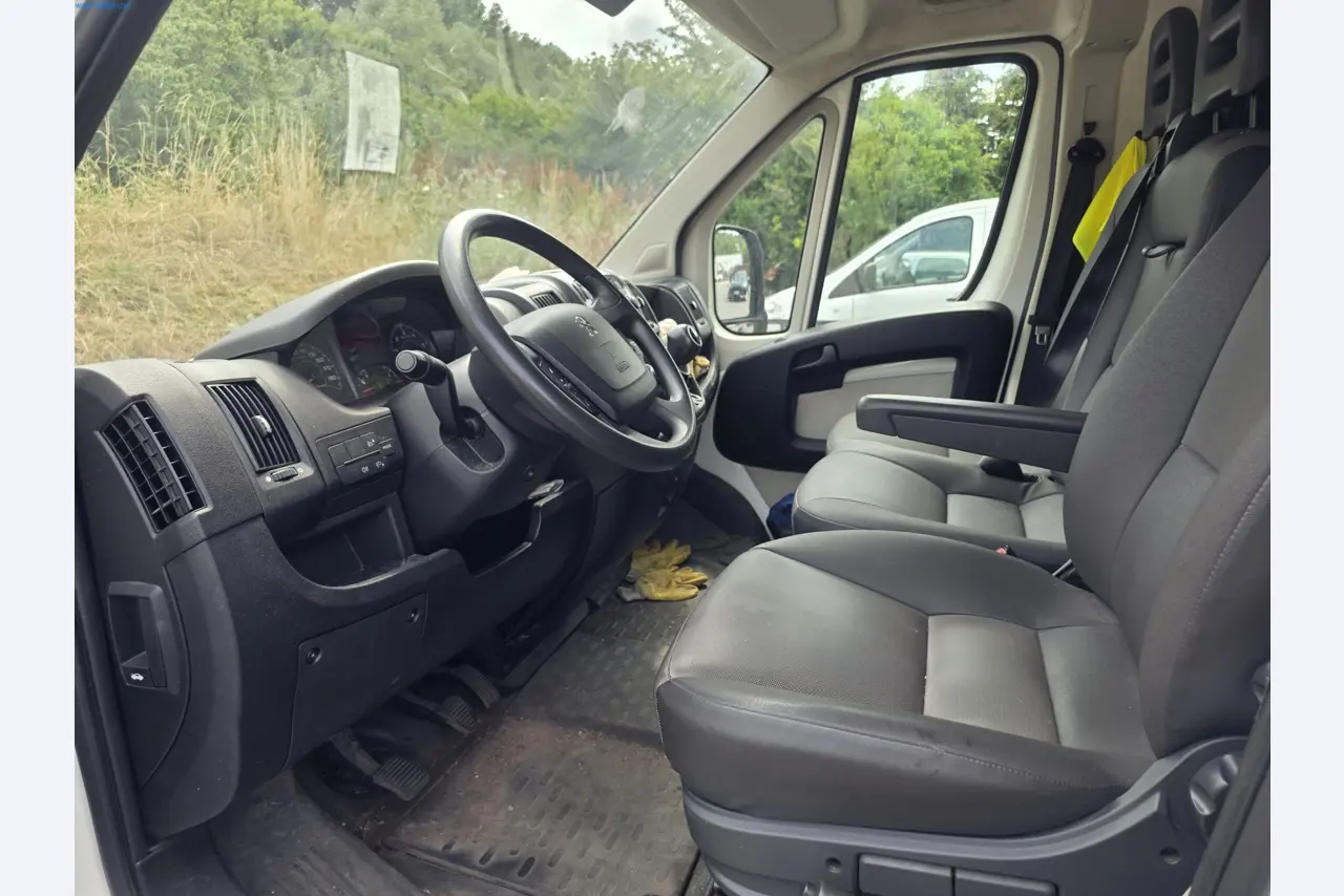 Trucks, Mobile Crushers, Loading Excavators, Mini Excavators-15