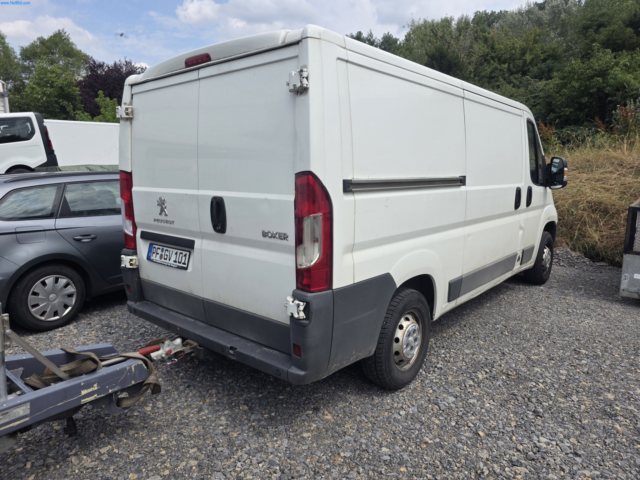 Trucks, Mobile Crushers, Loading Excavators, Mini Excavators-4