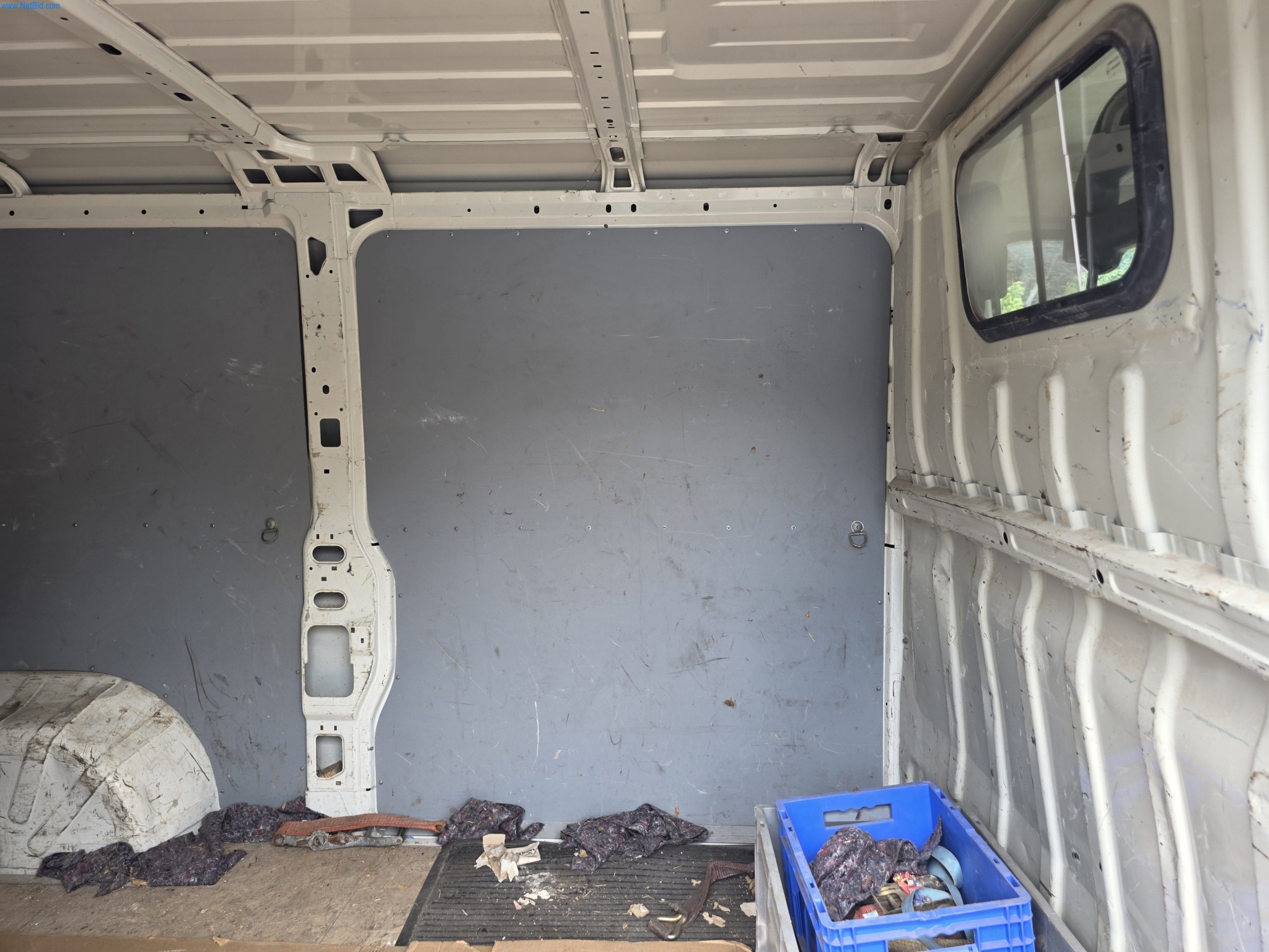 Trucks, Mobile Crushers, Loading Excavators, Mini Excavators-8