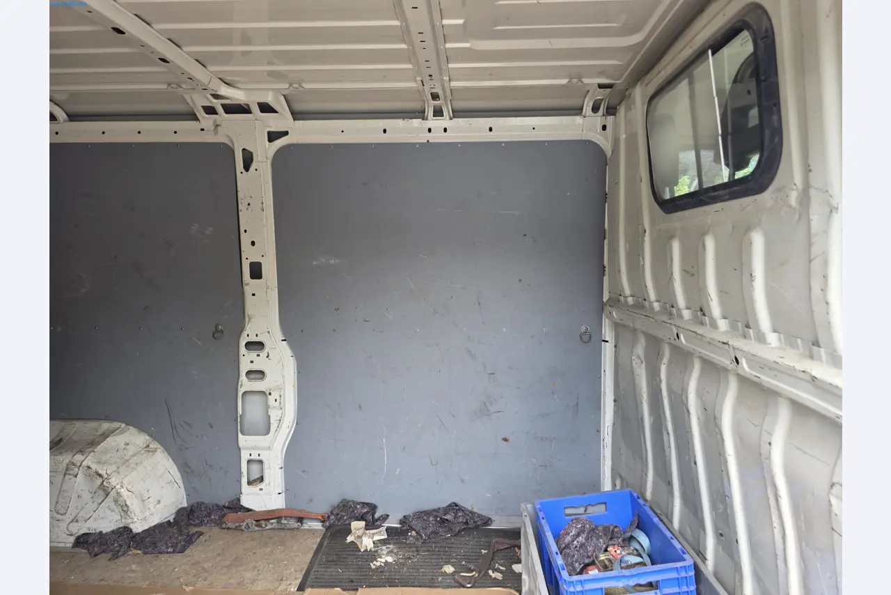 Trucks, Mobile Crushers, Loading Excavators, Mini Excavators-8