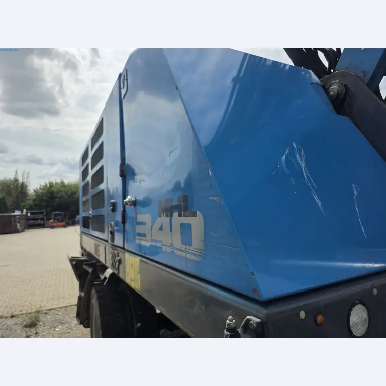 Trucks, Mobile Crushers, Loading Excavators, Mini Excavators-10