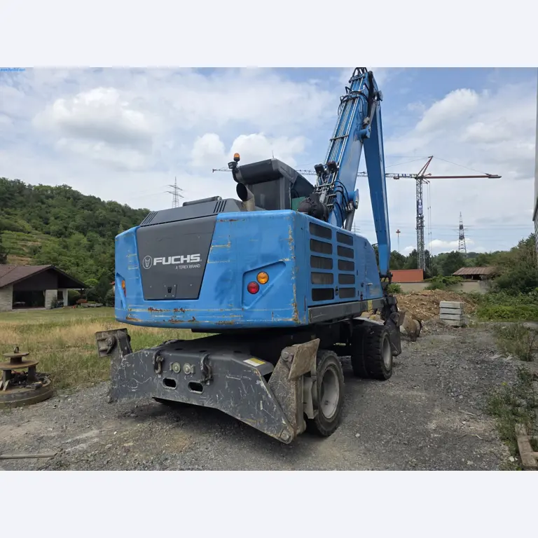 Trucks, Mobile Crushers, Loading Excavators, Mini Excavators-11