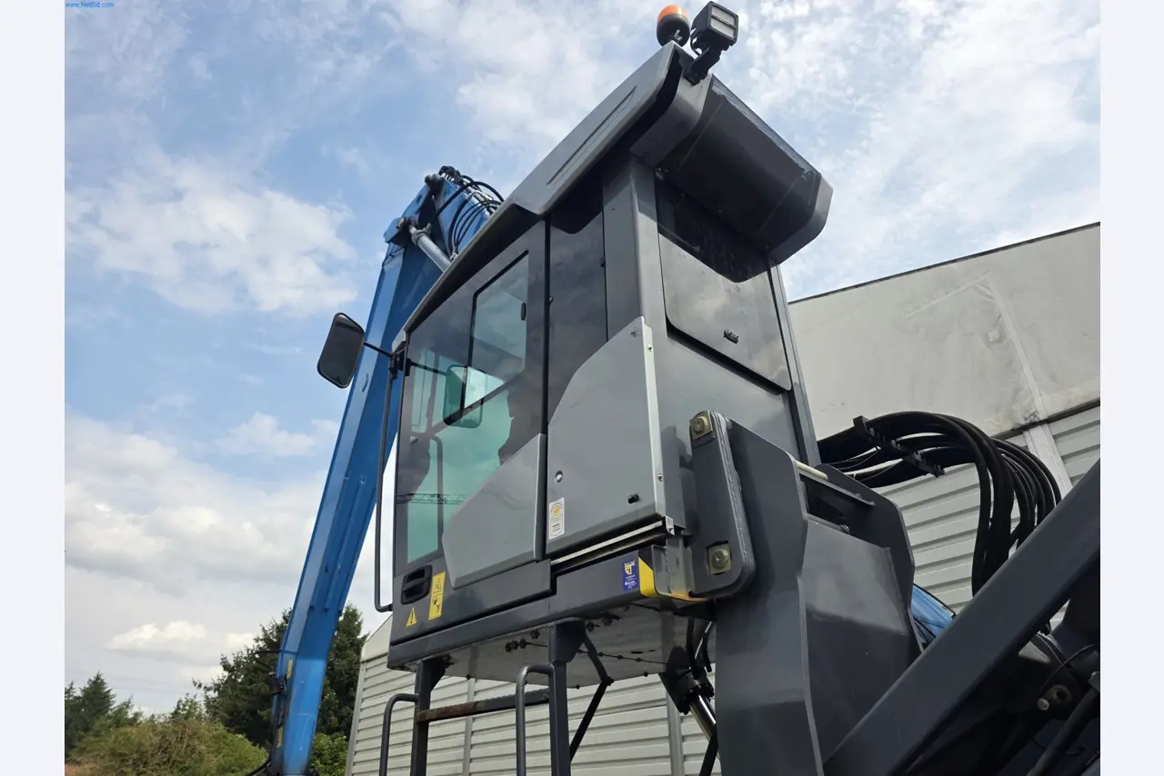Trucks, Mobile Crushers, Loading Excavators, Mini Excavators-13