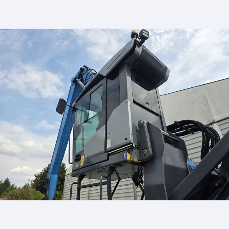 Trucks, Mobile Crushers, Loading Excavators, Mini Excavators-13