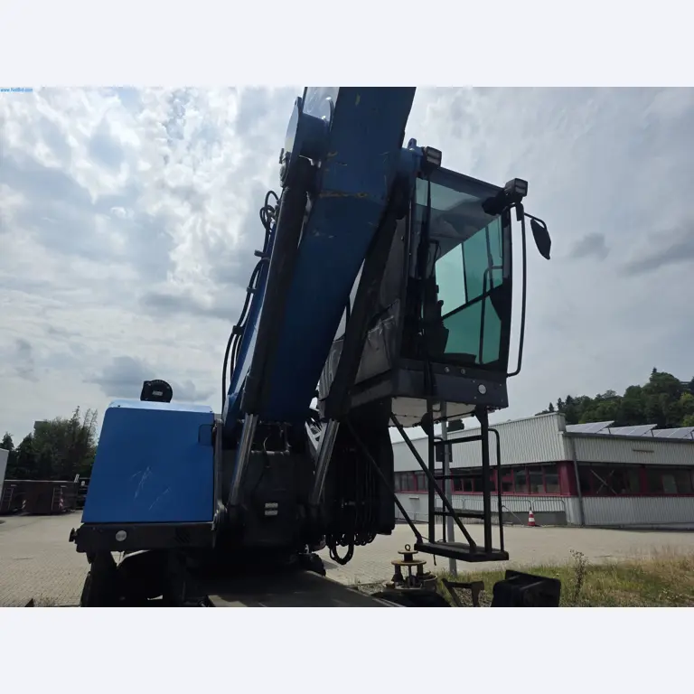 Trucks, Mobile Crushers, Loading Excavators, Mini Excavators-18