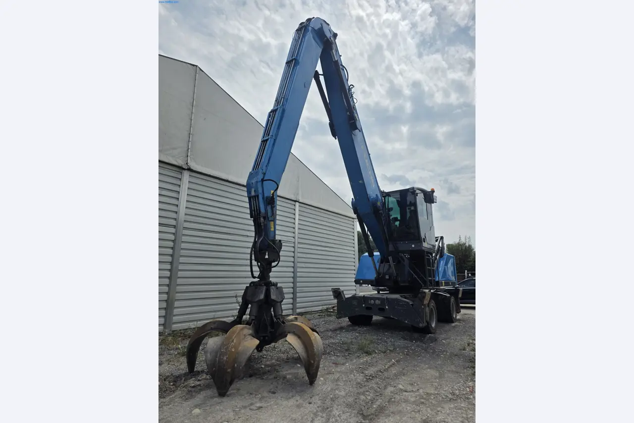 Trucks, Mobile Crushers, Loading Excavators, Mini Excavators-1