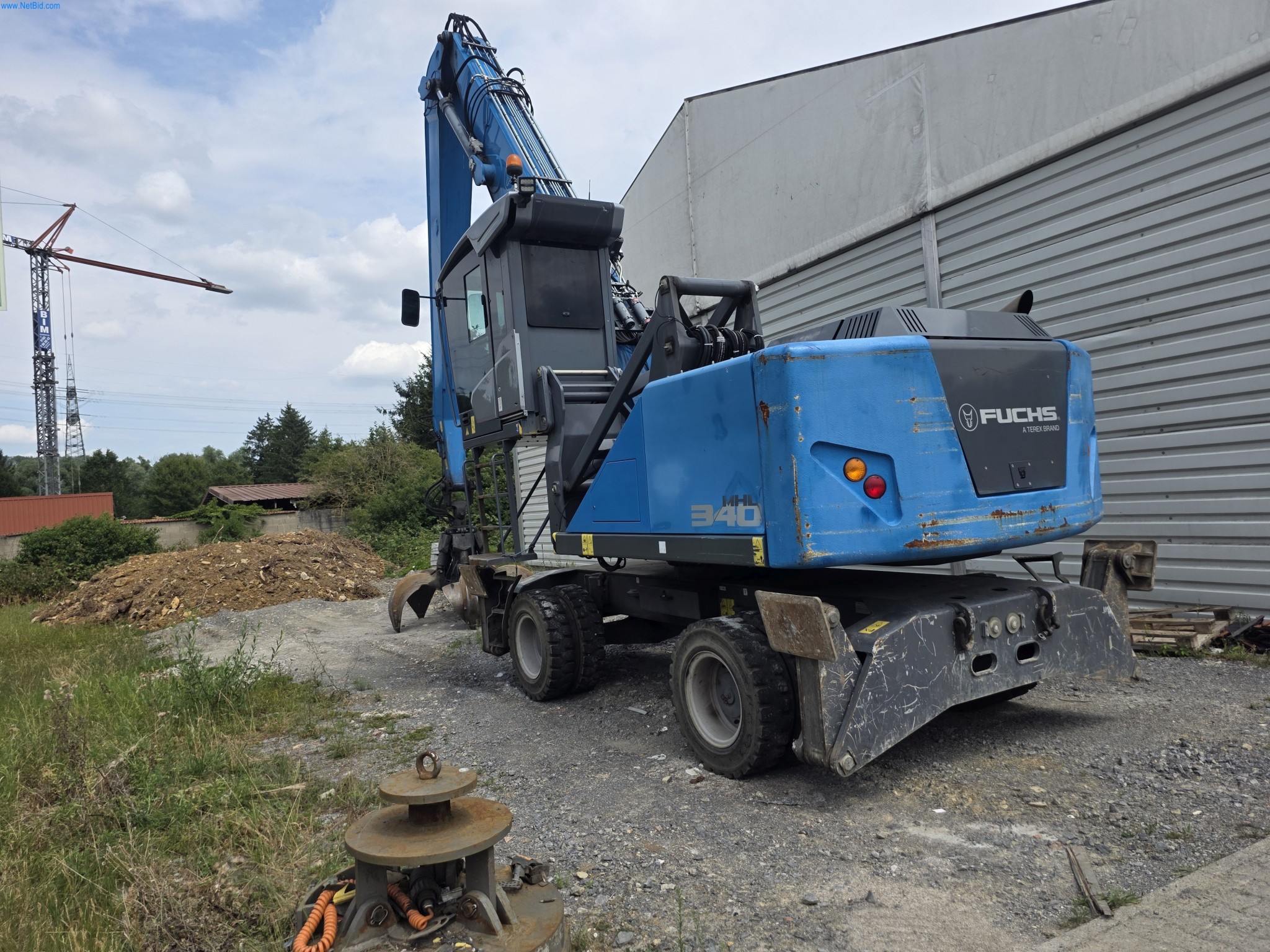 Trucks, Mobile Crushers, Loading Excavators, Mini Excavators-2