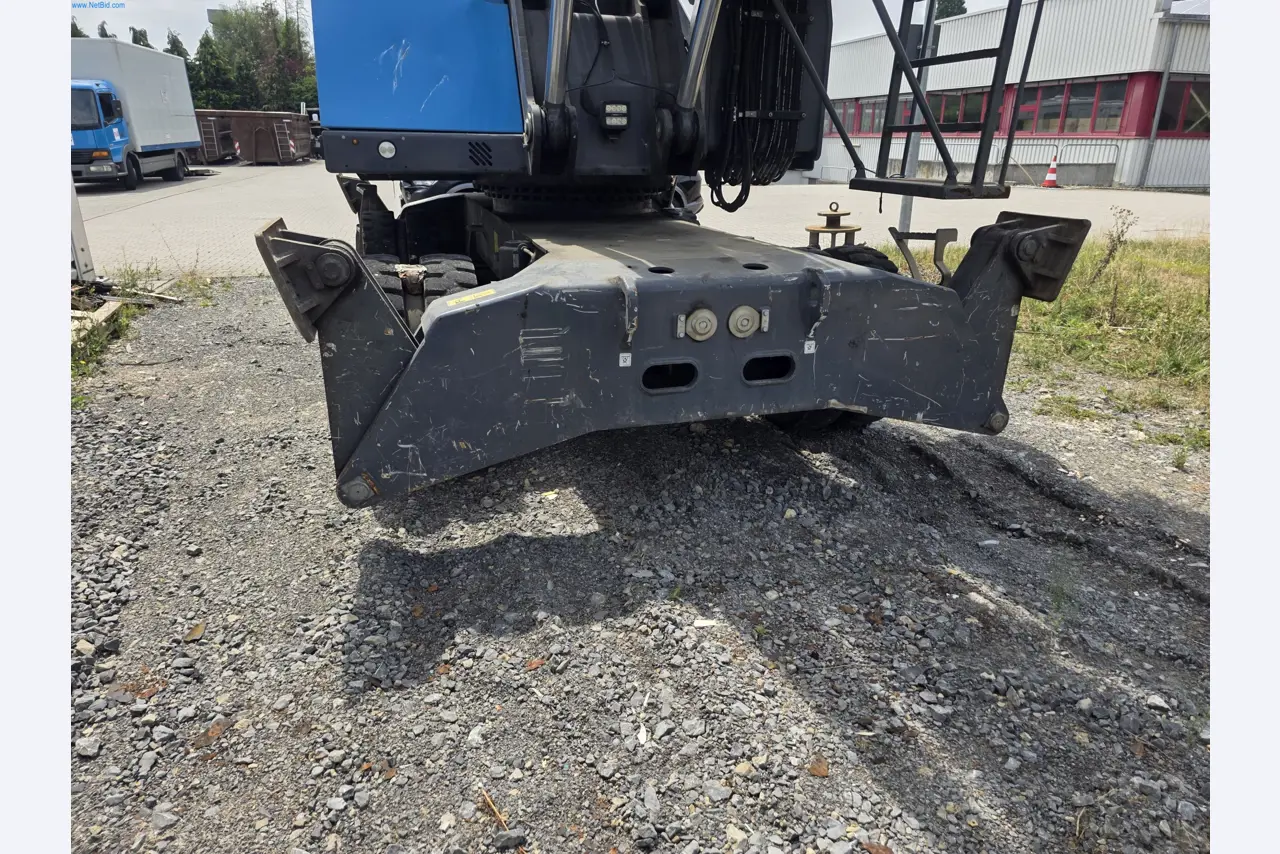 Trucks, Mobile Crushers, Loading Excavators, Mini Excavators-4
