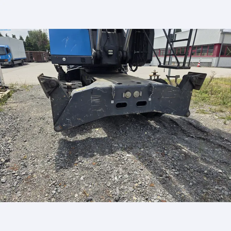 Trucks, Mobile Crushers, Loading Excavators, Mini Excavators-4