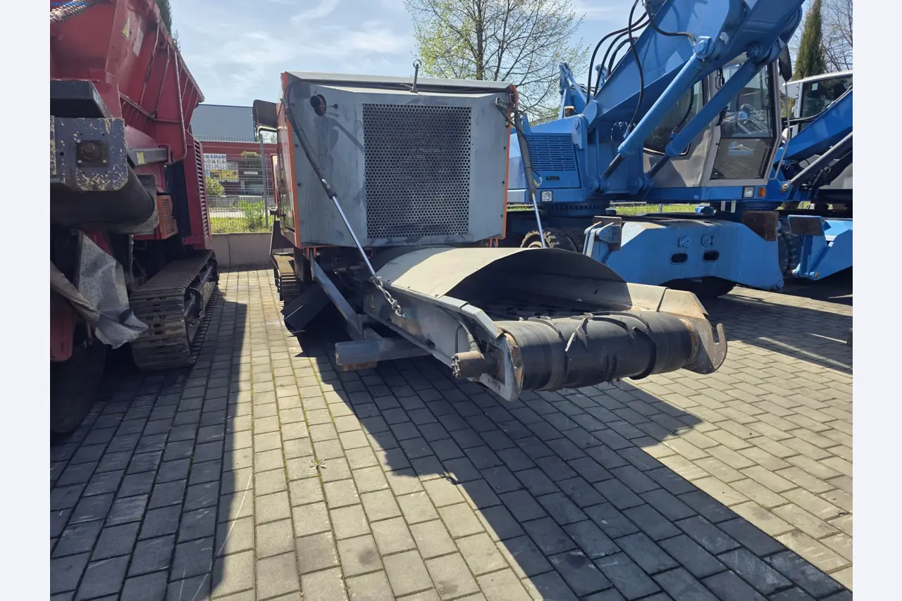 Trucks, Mobile Crushers, Loading Excavators, Mini Excavators-12