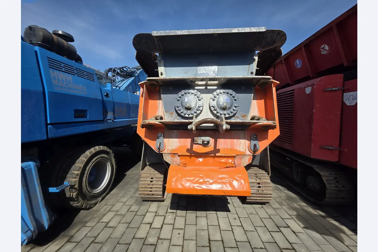 Trucks, Mobile Crushers, Loading Excavators, Mini Excavators-20