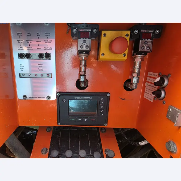 Trucks, Mobile Crushers, Loading Excavators, Mini Excavators-24