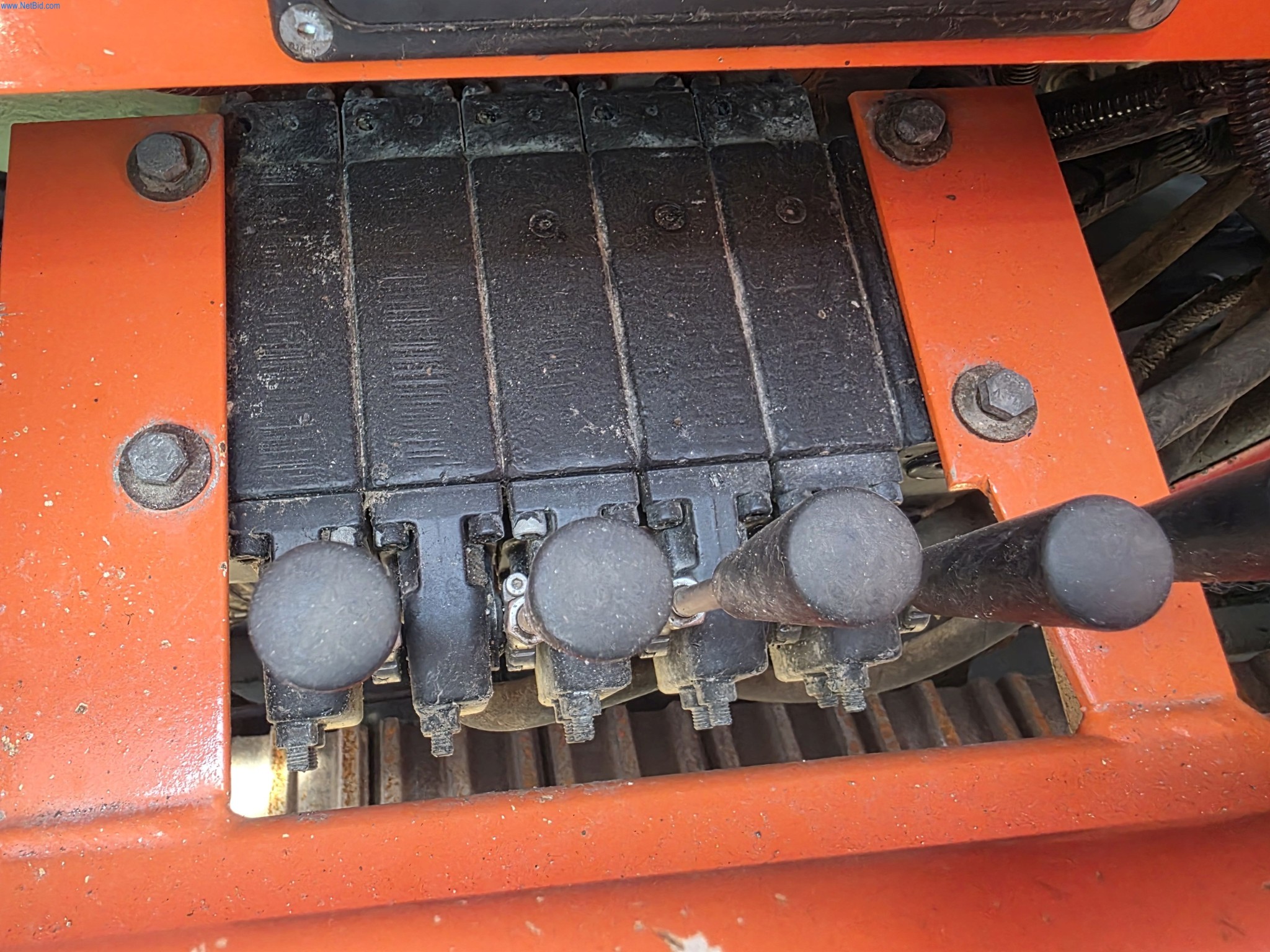 Trucks, Mobile Crushers, Loading Excavators, Mini Excavators-25