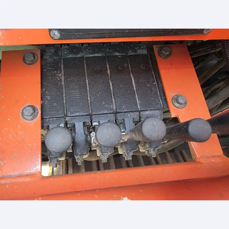 Trucks, Mobile Crushers, Loading Excavators, Mini Excavators-25