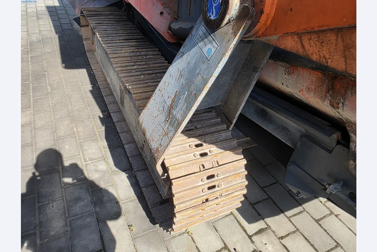 Trucks, Mobile Crushers, Loading Excavators, Mini Excavators-5