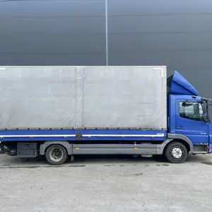 Lkw Mercedes- Benz 818L