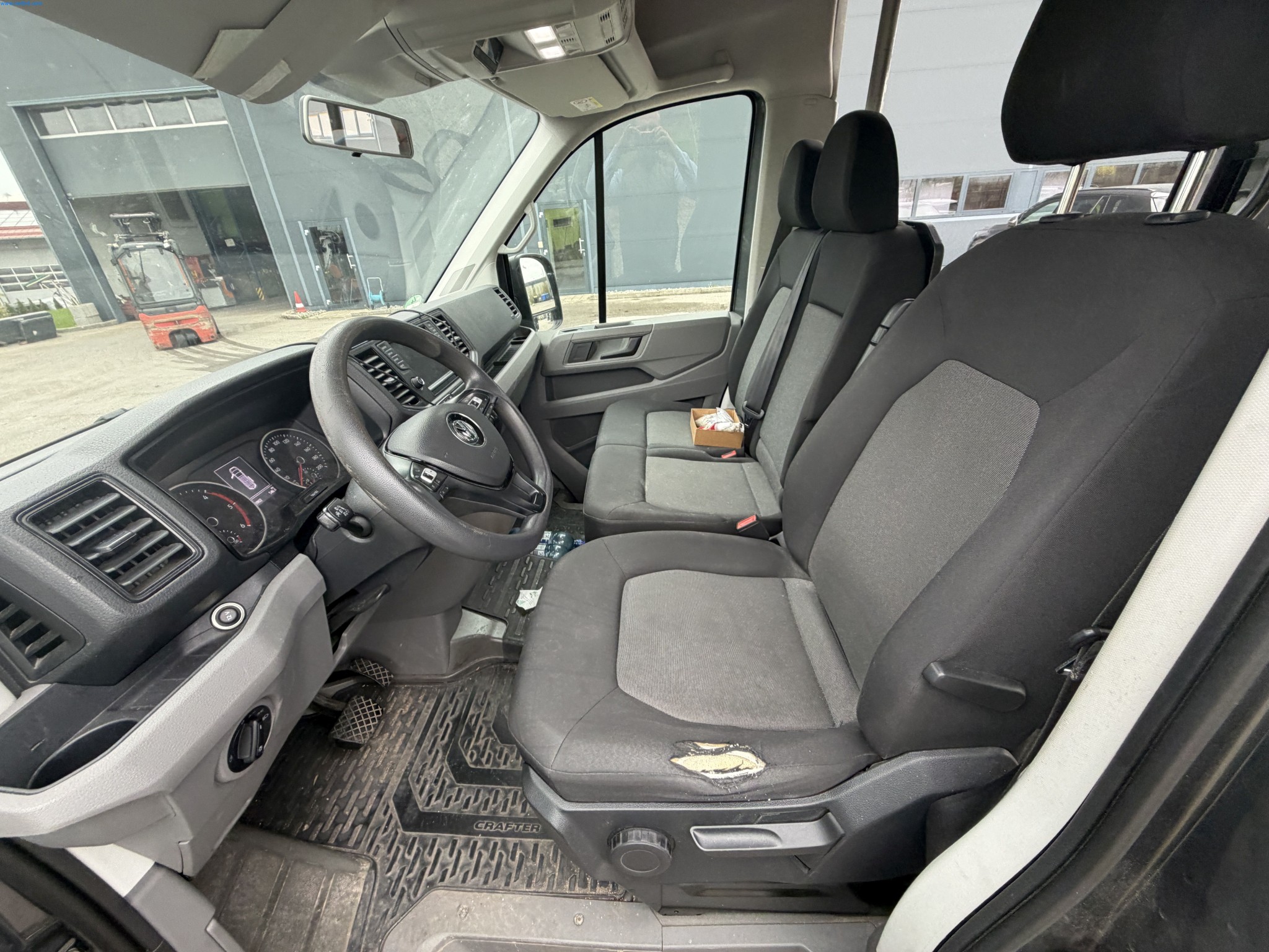 Van Volkswagen Crafter – foto 6 – kavel bij NetBid, Schramberg