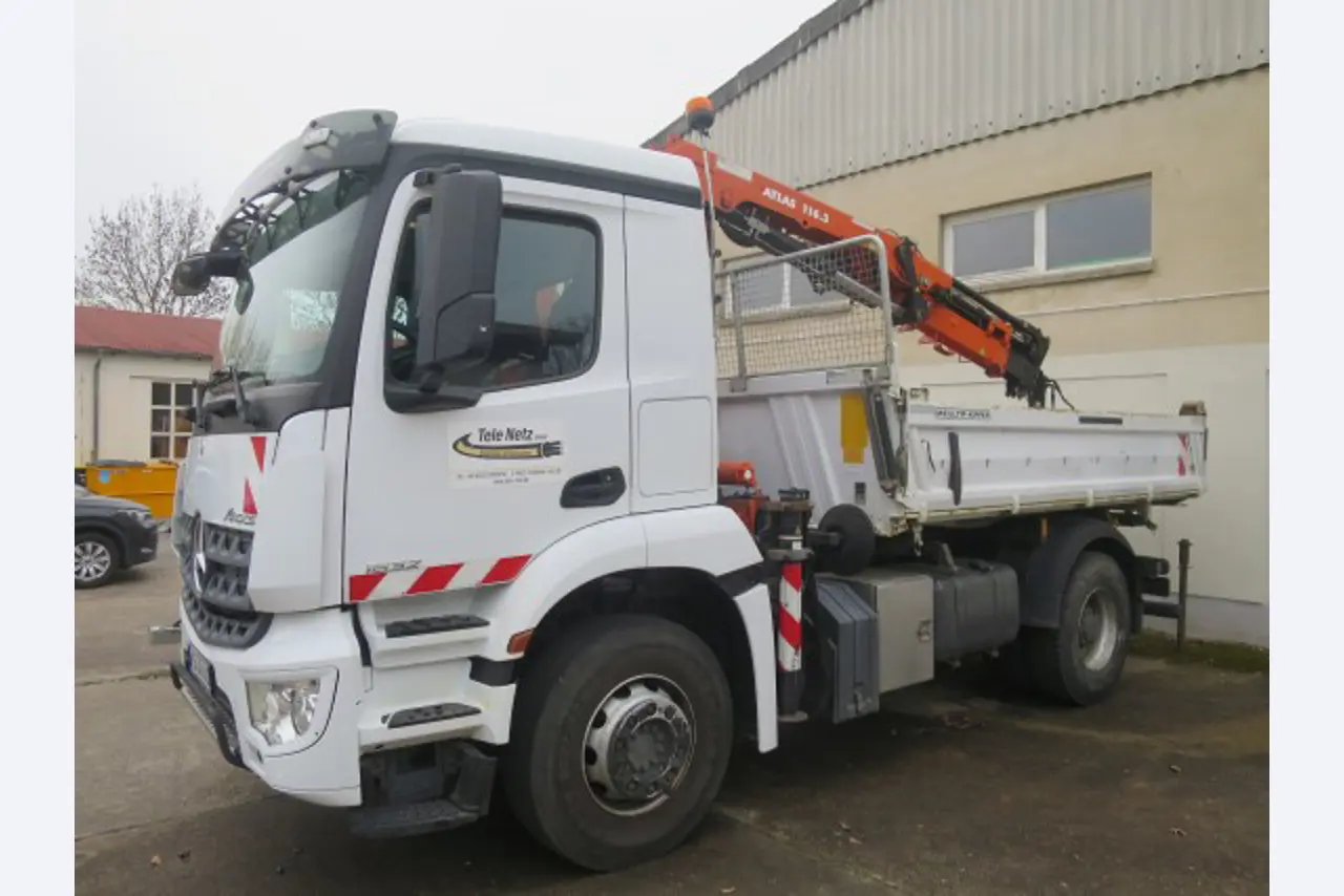Machinery and equipment of a fiber-optic construction company-12