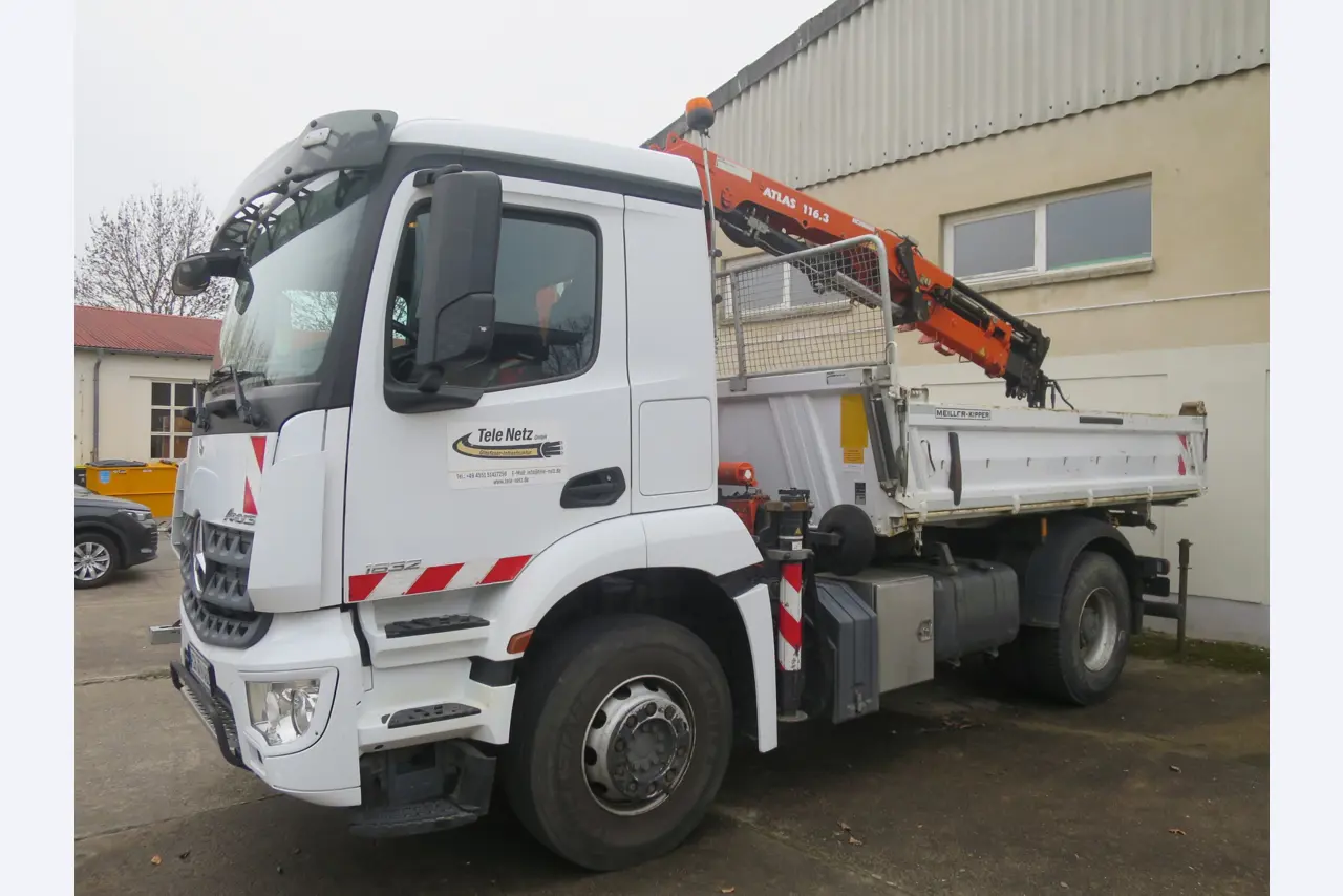 Machinery and equipment of a fiber-optic construction company-1