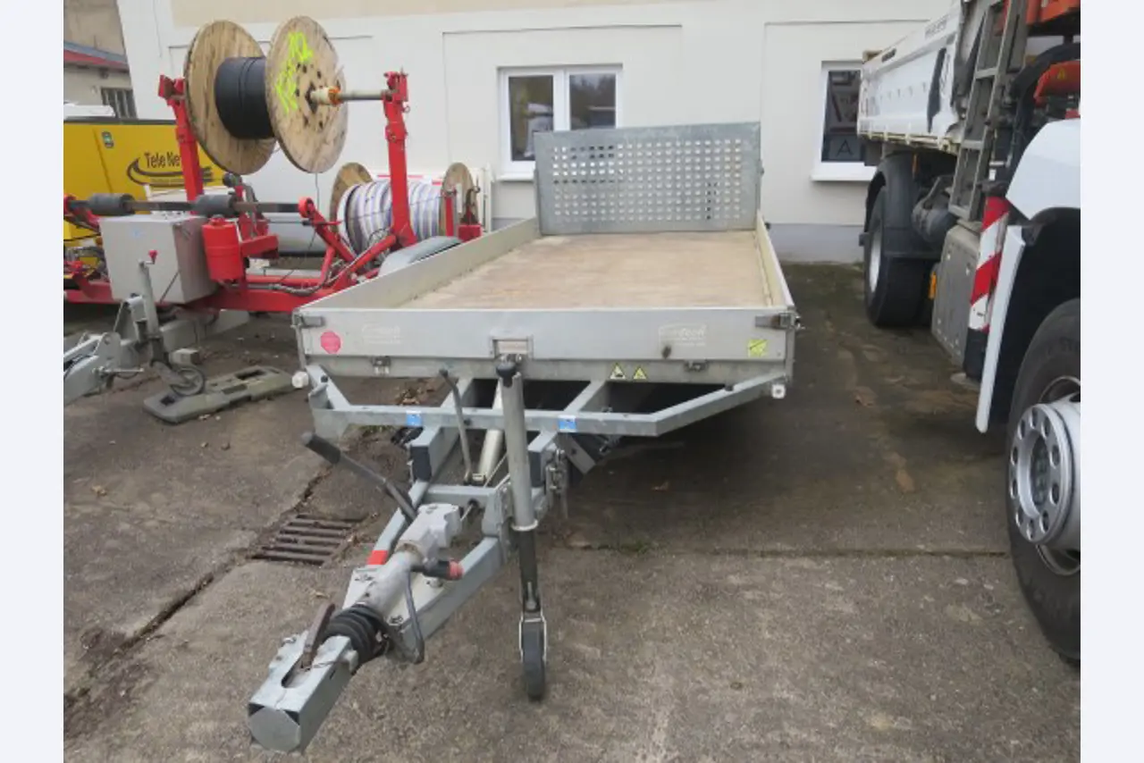 Machinery and equipment of a fiber-optic construction company-13
