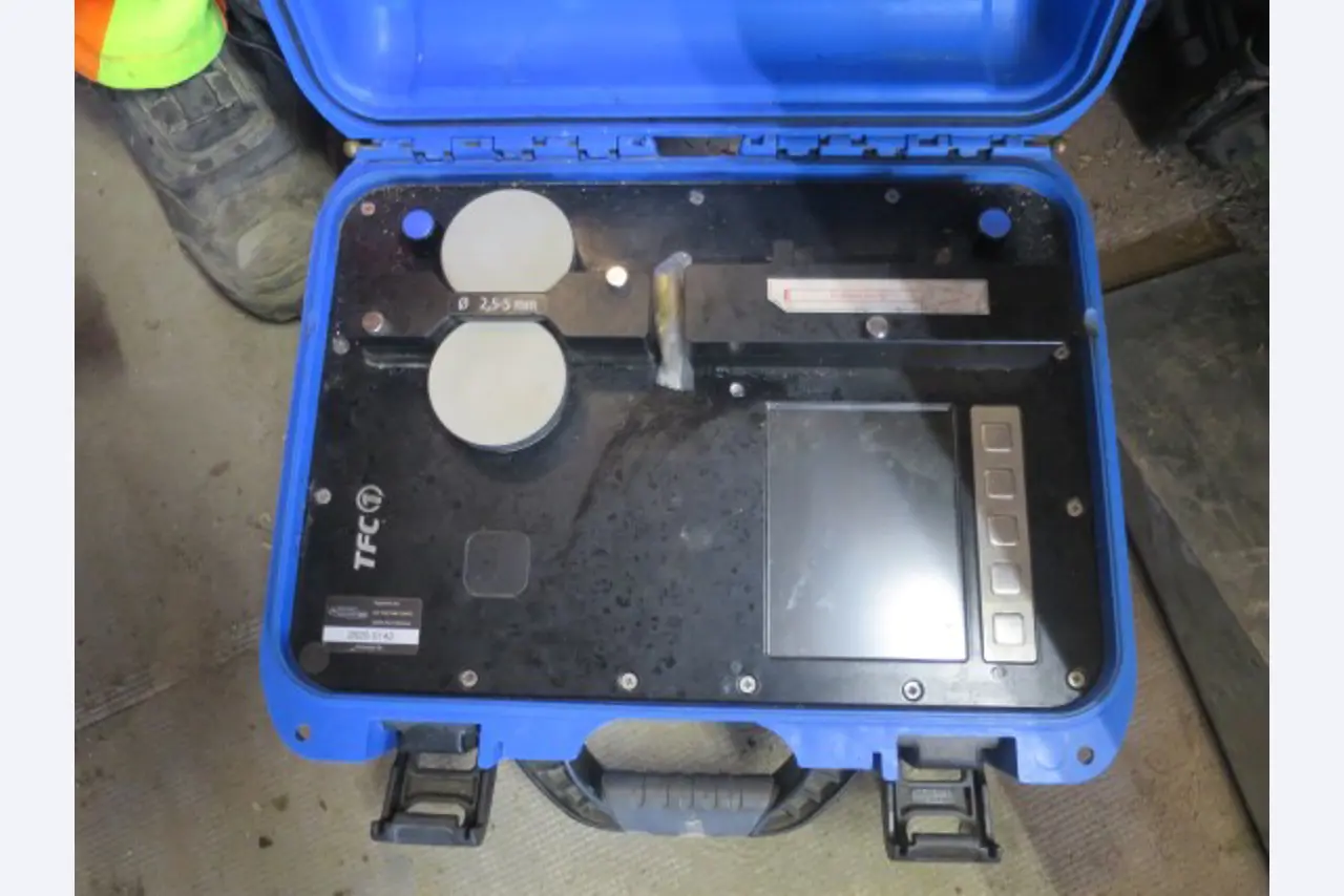Machinery and equipment of a fiber-optic construction company-3