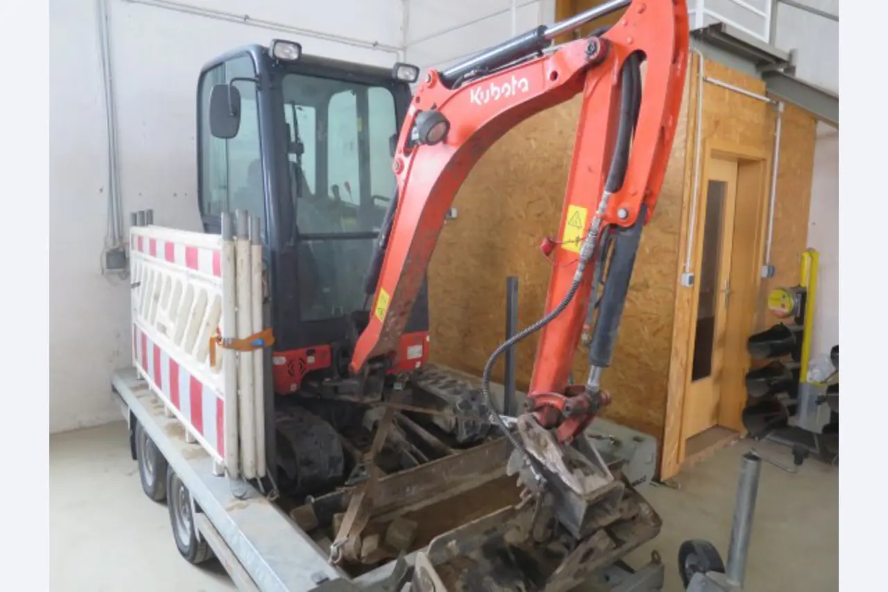 Machinery and equipment of a fiber-optic construction company-6
