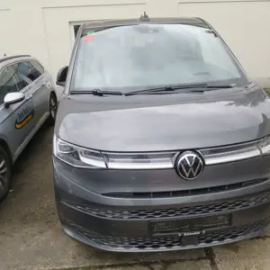 voiture particulière VW T7 Multivan Life E-Hybrid