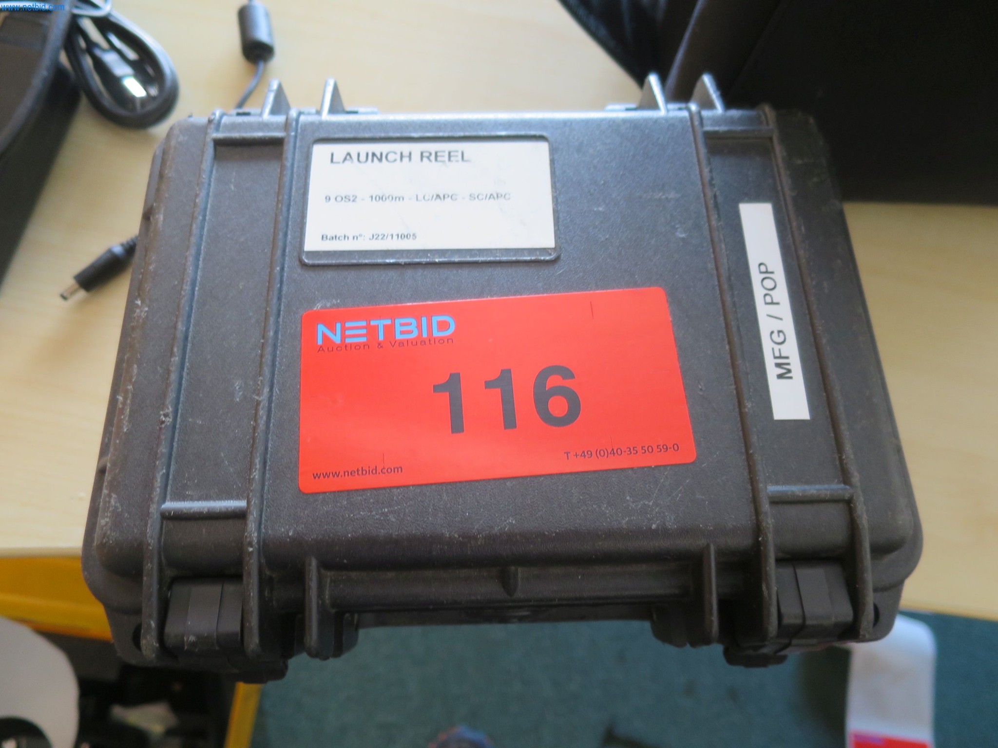 Machines et matériel d'une entreprise de construction spécialisée dans la fibre optique-1