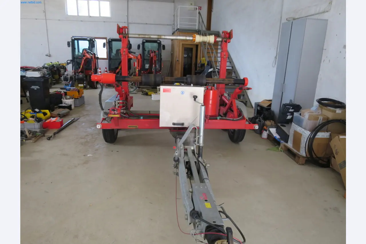 Machines et matériel d'une entreprise de construction spécialisée dans la fibre optique-4