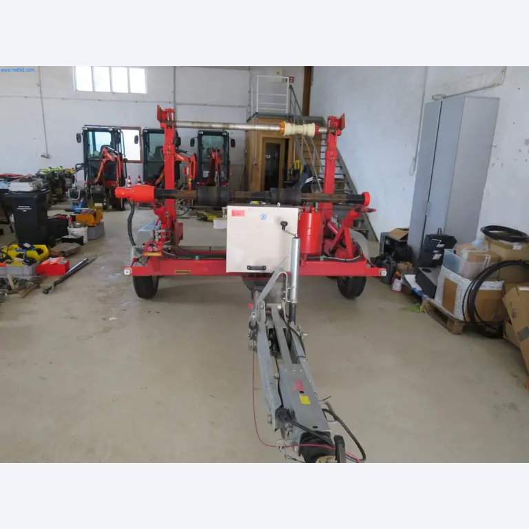 Machines et matériel d'une entreprise de construction spécialisée dans la fibre optique-4