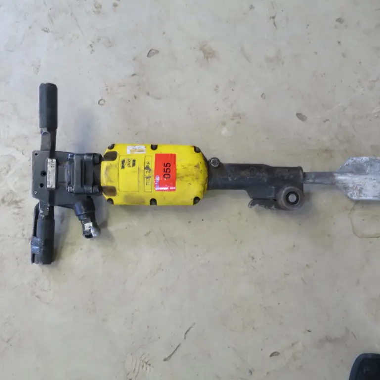 Pneumatické bourací kladivo Atlas Copco TEX 21PE