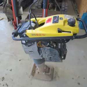 Stampfer do příkopů Wacker Neuson BS50-4AS
