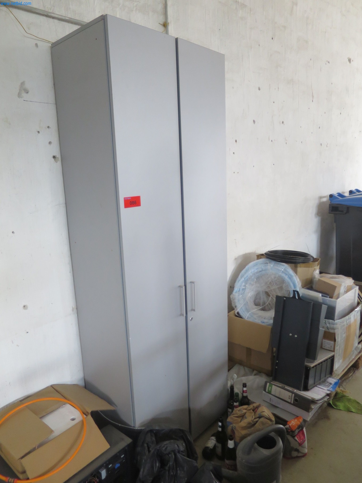 Machines et matériel d'une entreprise de construction spécialisée dans la fibre optique-1