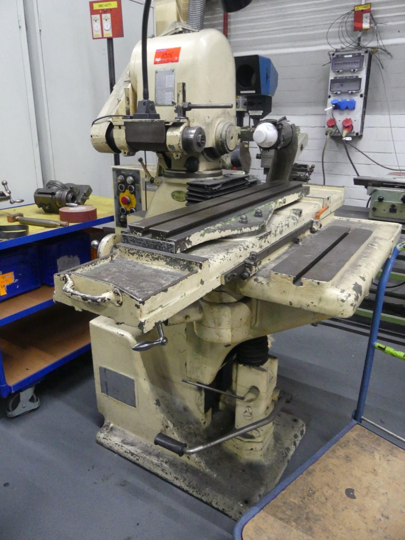 Centres d'usinage, machines d'usinage des métaux et lignes de production de l'industrie automobile-1