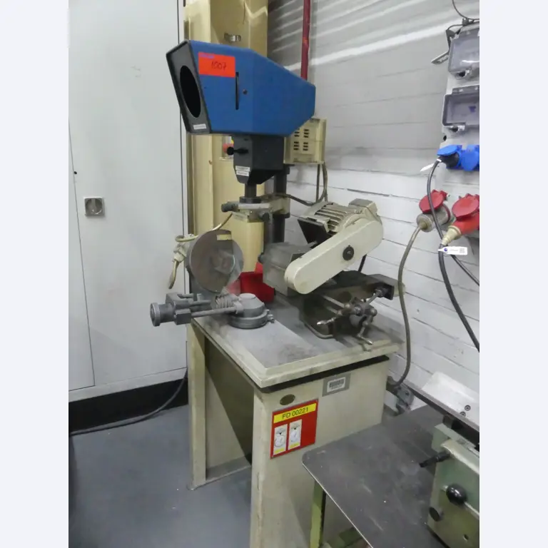 Centres d'usinage, machines d'usinage des métaux et lignes de production de l'industrie automobile-1