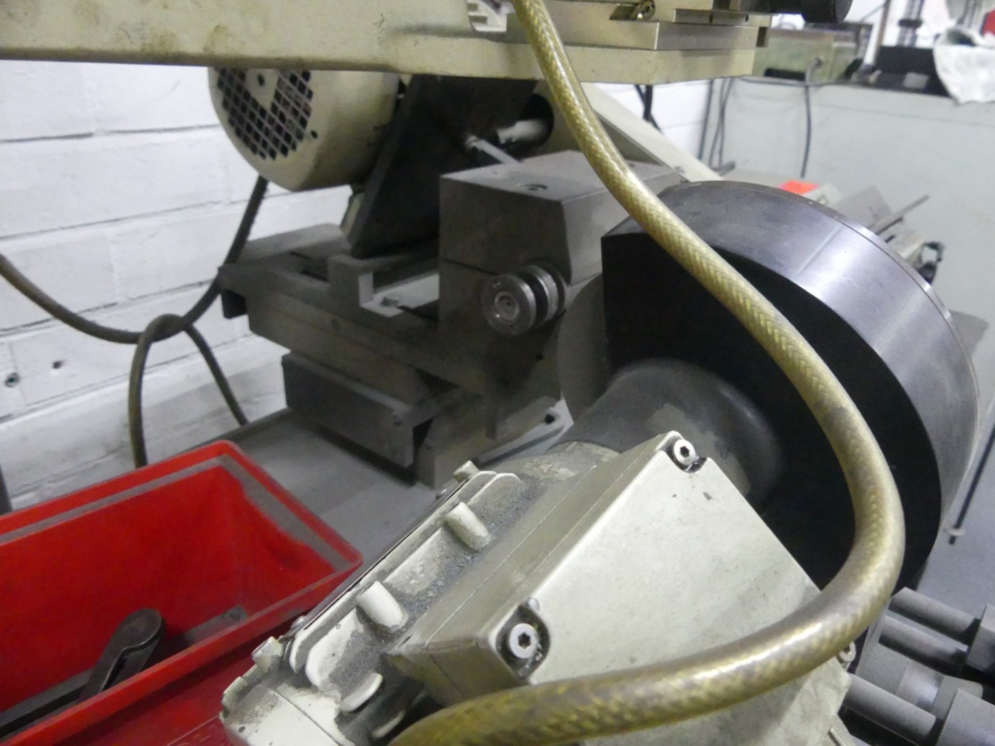 Centres d'usinage, machines d'usinage des métaux et lignes de production de l'industrie automobile-5