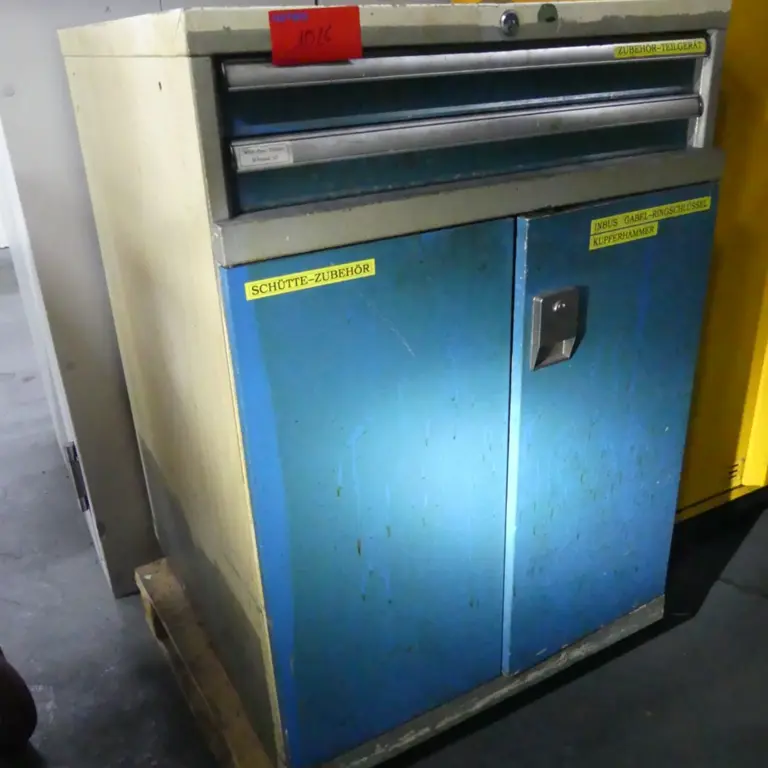 Tool drawer cabinet