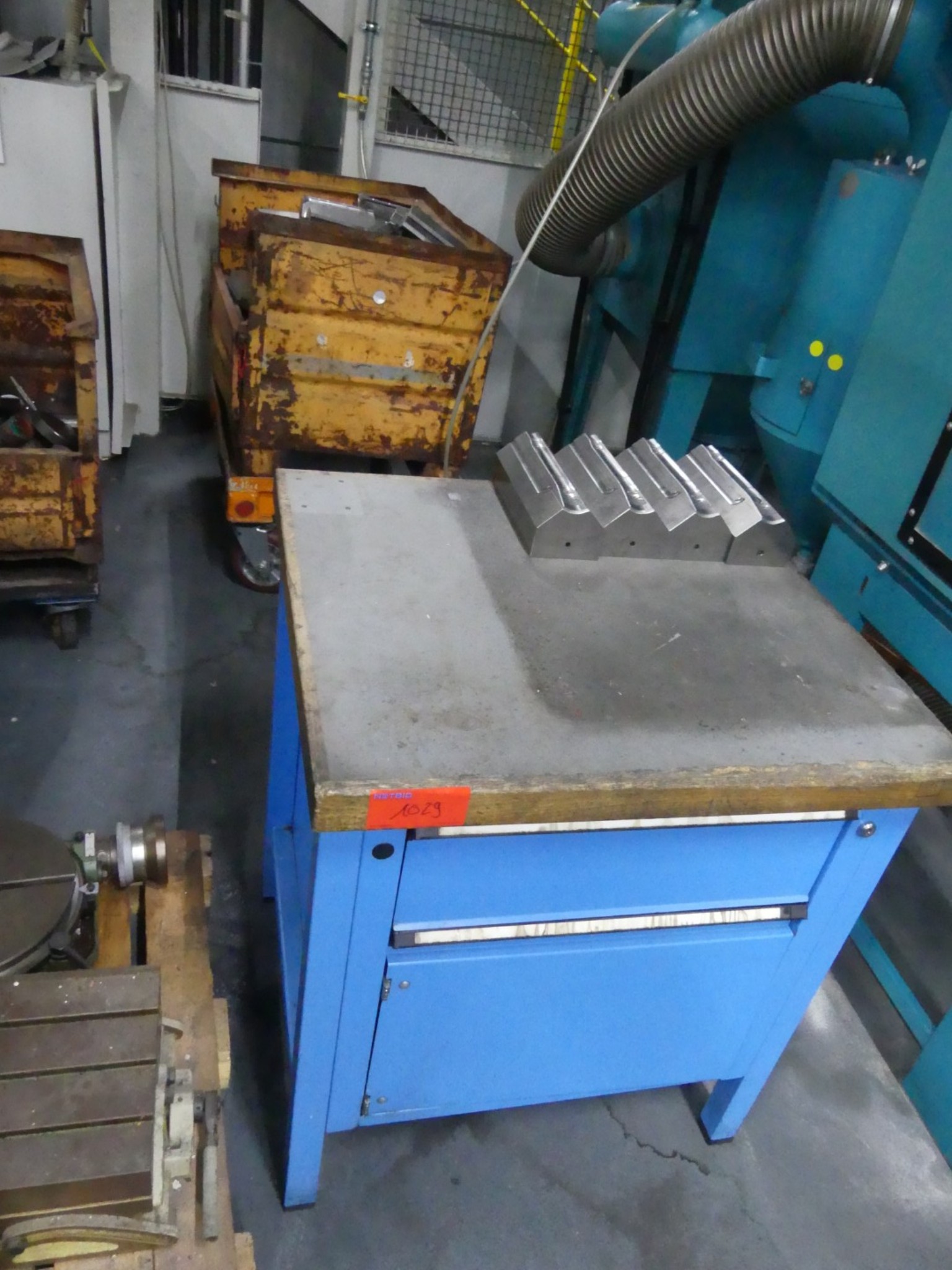 Centres d'usinage, machines d'usinage des métaux et lignes de production de l'industrie automobile-2