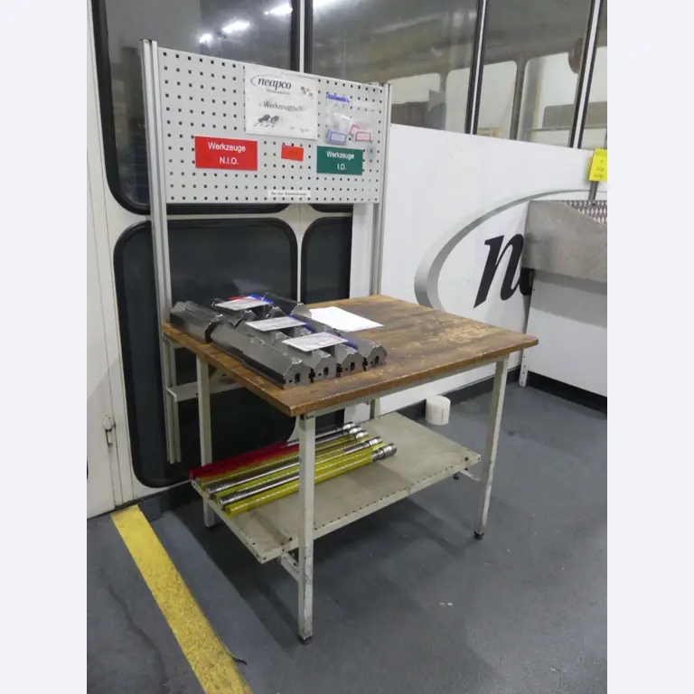 Centros de maquinagem, máquinas para trabalhar metais e linhas de produção da indústria automóvel-2