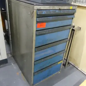 Tool drawer cabinet Kind