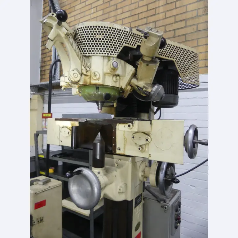 Centres d'usinage, machines d'usinage des métaux et lignes de production de l'industrie automobile-2