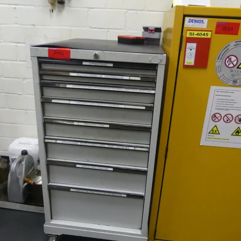 Tool drawer cabinet