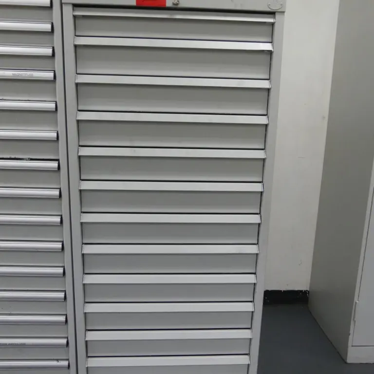 Tool drawer cabinet