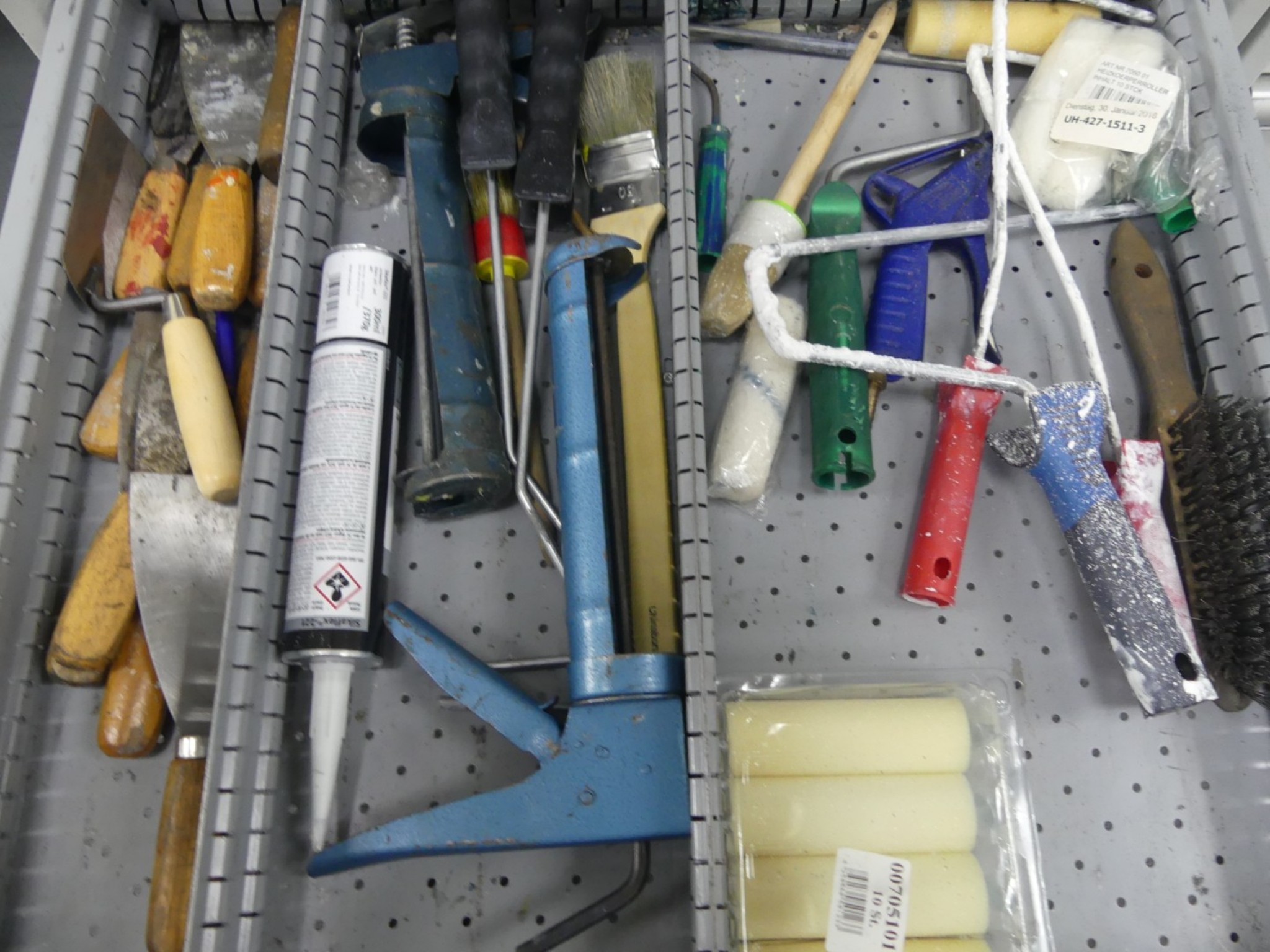 Bearbeitungszentren, metallbearbeitende Maschinen und Produktionslinen aus der Automobilindustrie-16
